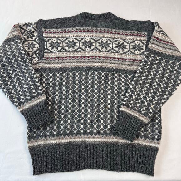 Viking Sportswear Vintage Gray Wool Cardigan Snowflake sweater Women's SZ Medium - Picture 2 of 5